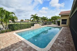 11205 Island Lakes Lane