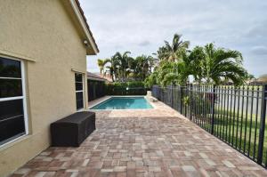 11205 Island Lakes Lane