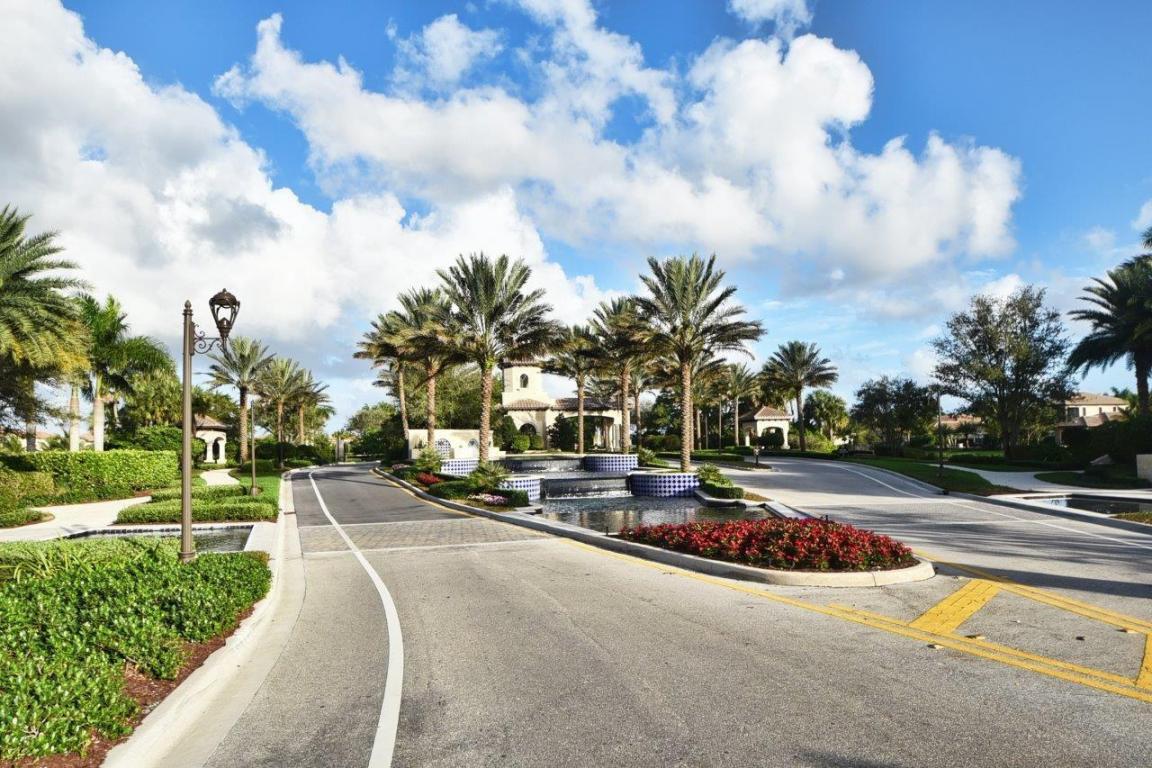 8417 Eagleville Avenue