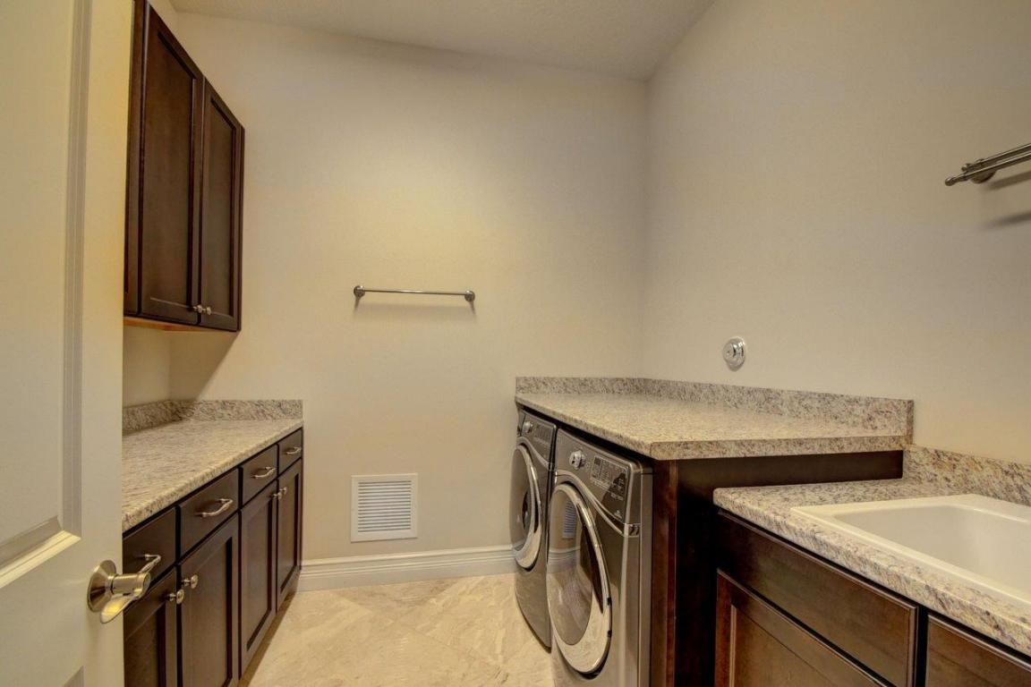 8417 Eagleville Avenue