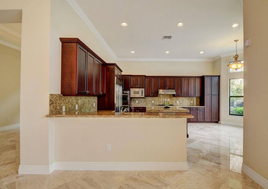 8417 Eagleville Avenue