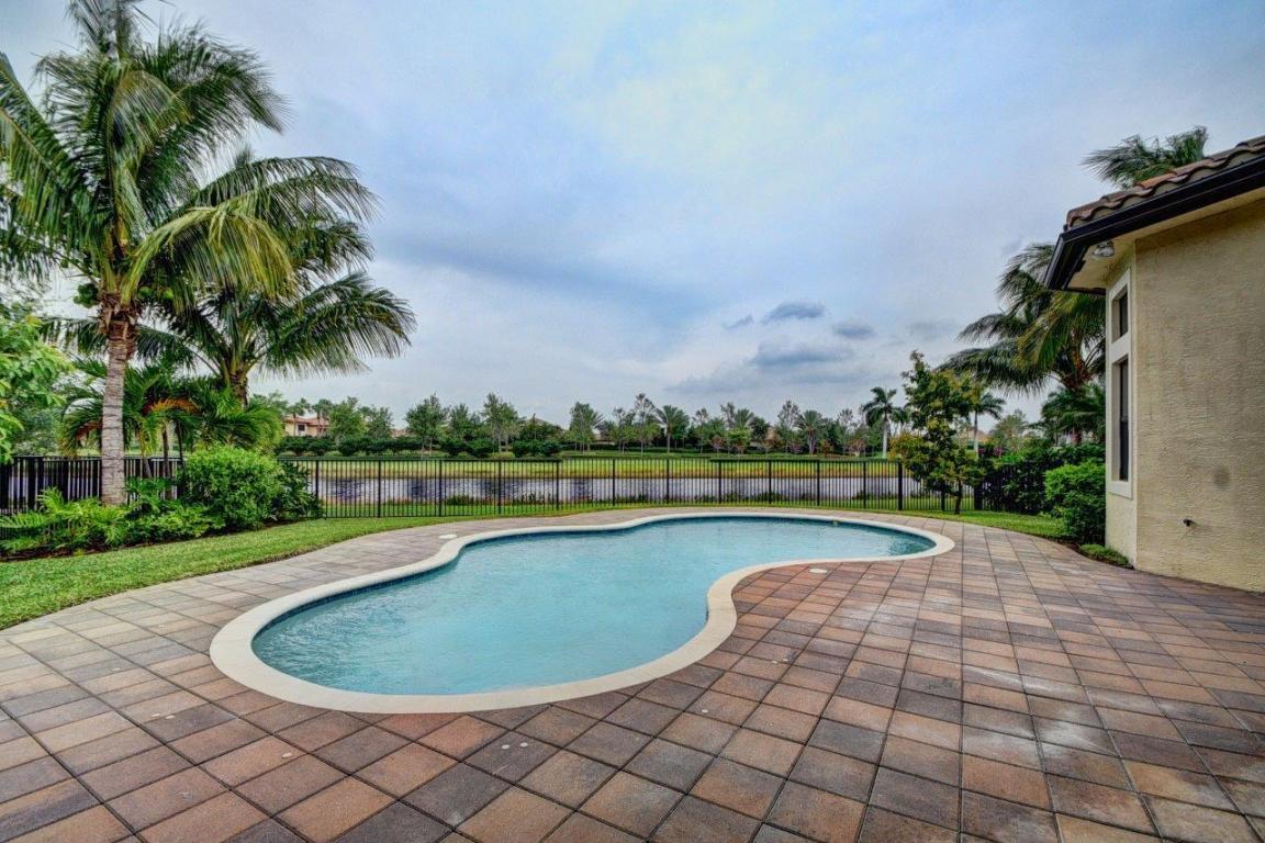 8417 Eagleville Avenue