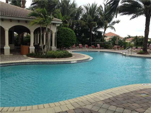 8800 Cobblestone Point Circle