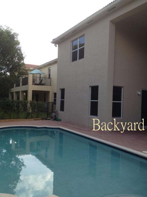 8800 Cobblestone Point Circle