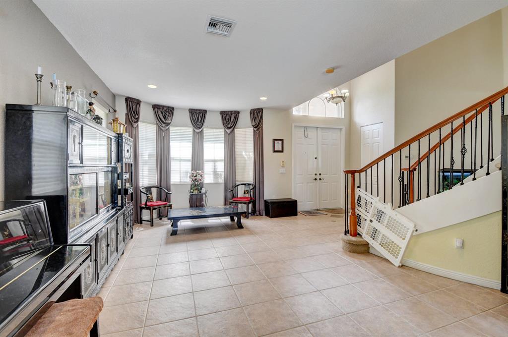 6441 Marbletree Lane