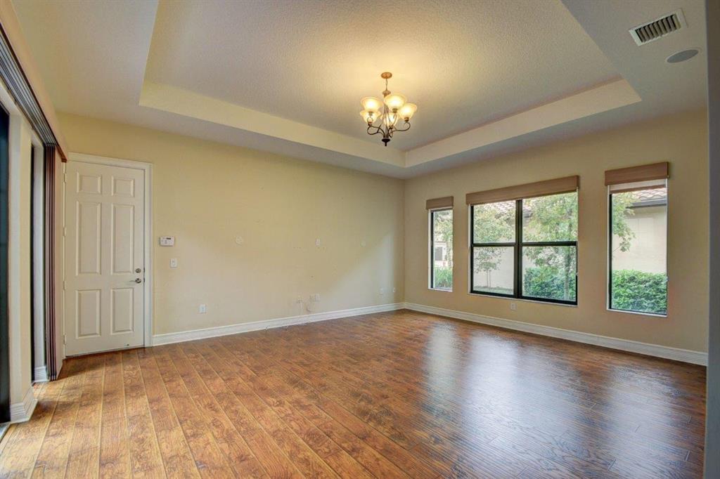 8417 Eagleville Avenue