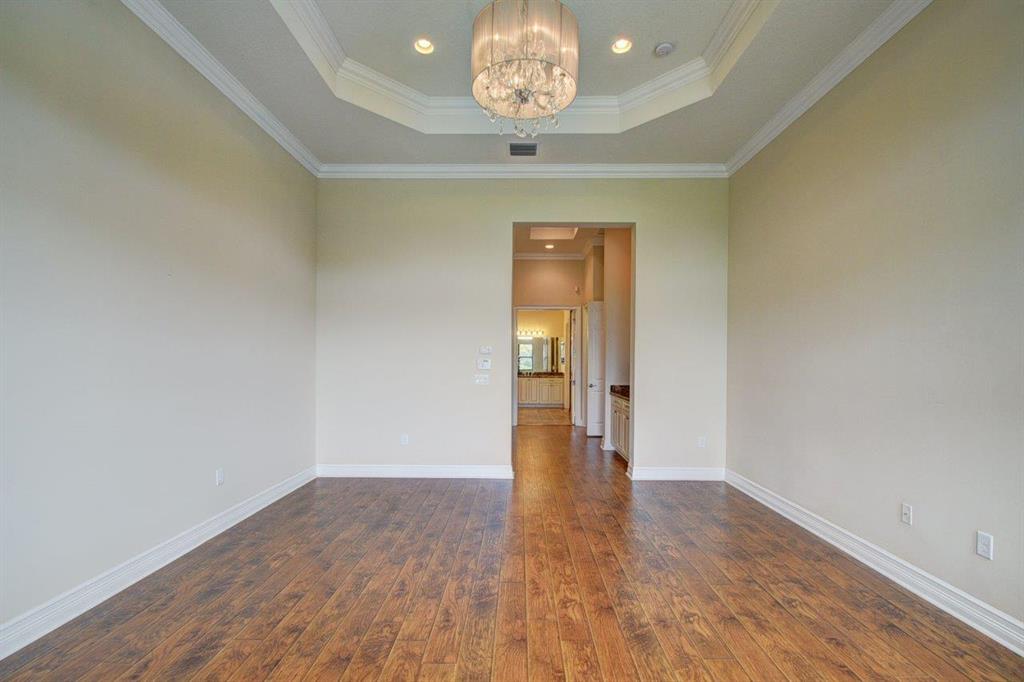 8417 Eagleville Avenue