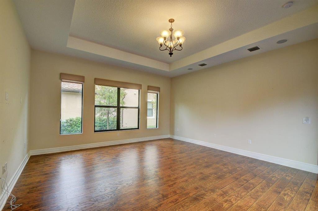 8417 Eagleville Avenue