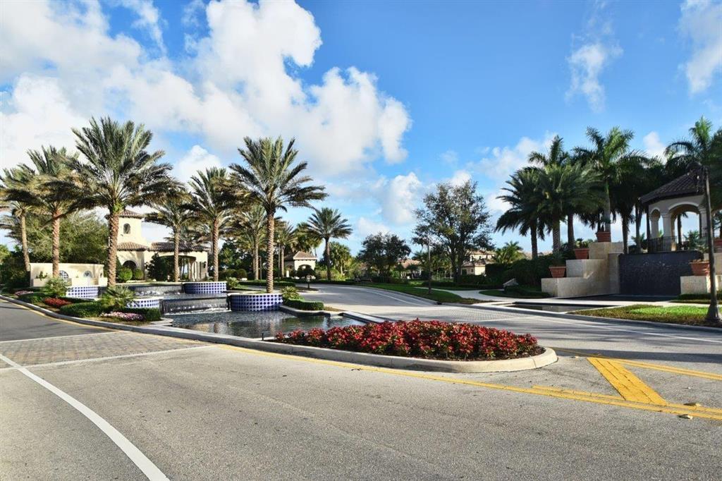 8417 Eagleville Avenue