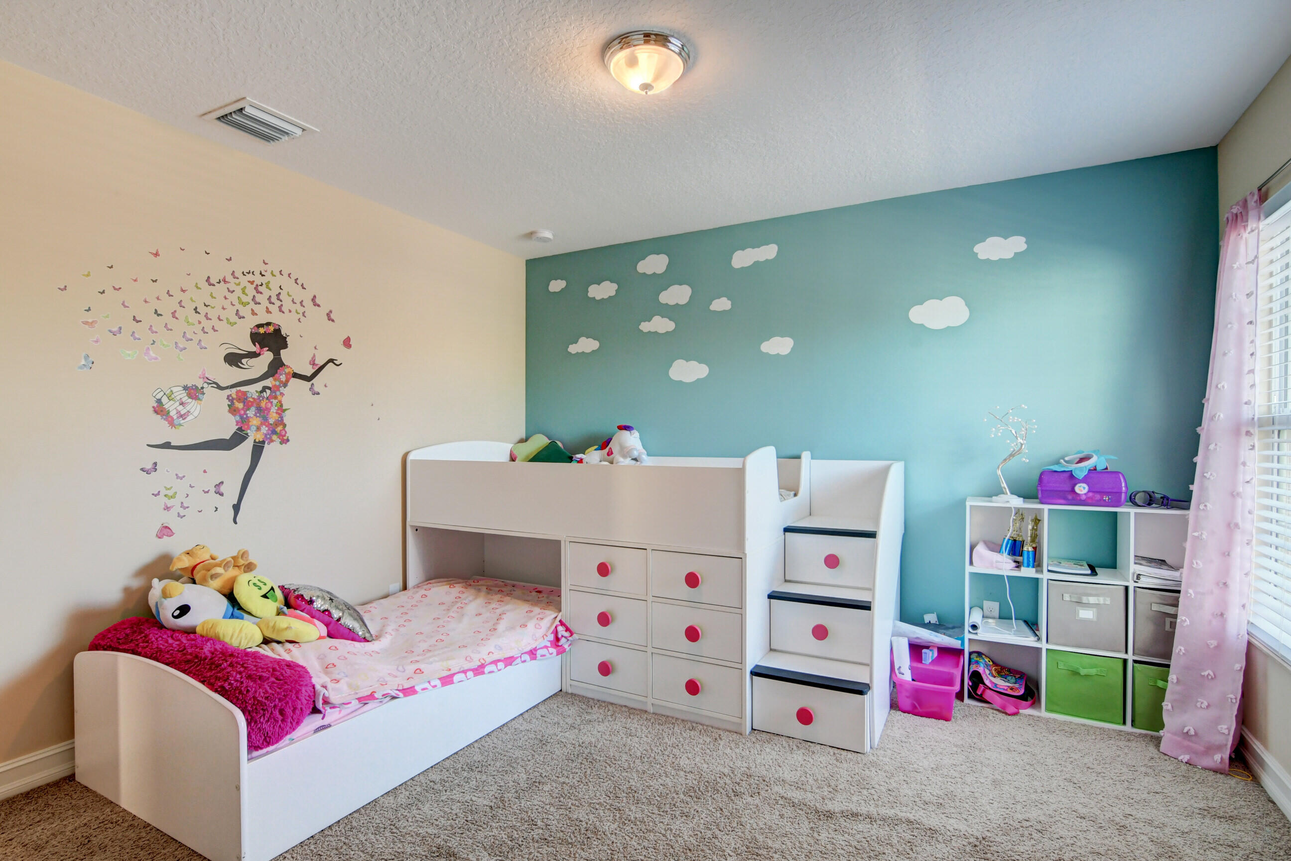 8135 Emerald Winds Circle