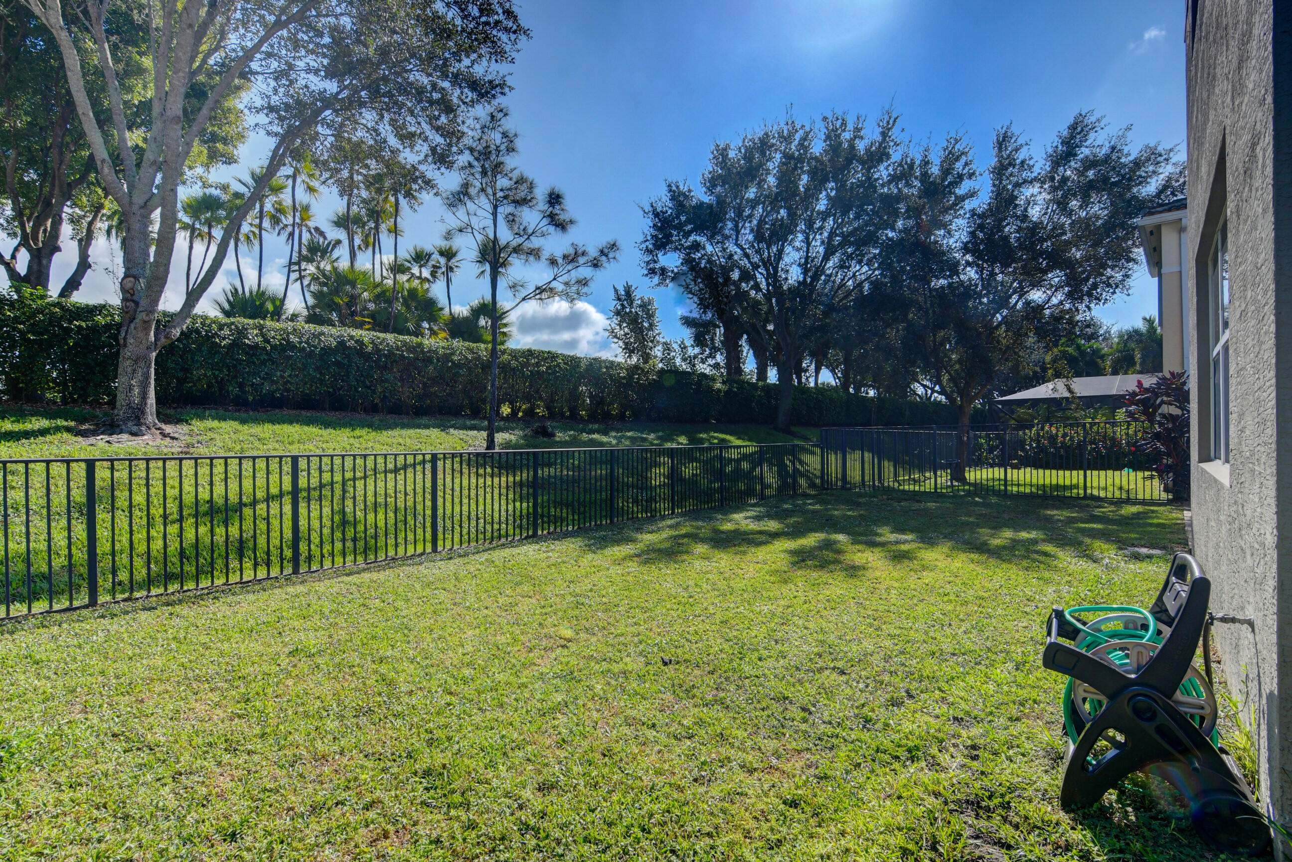 8135 Emerald Winds Circle