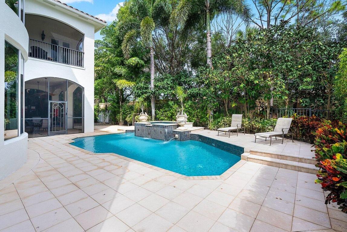 17641 Middlebrook Way