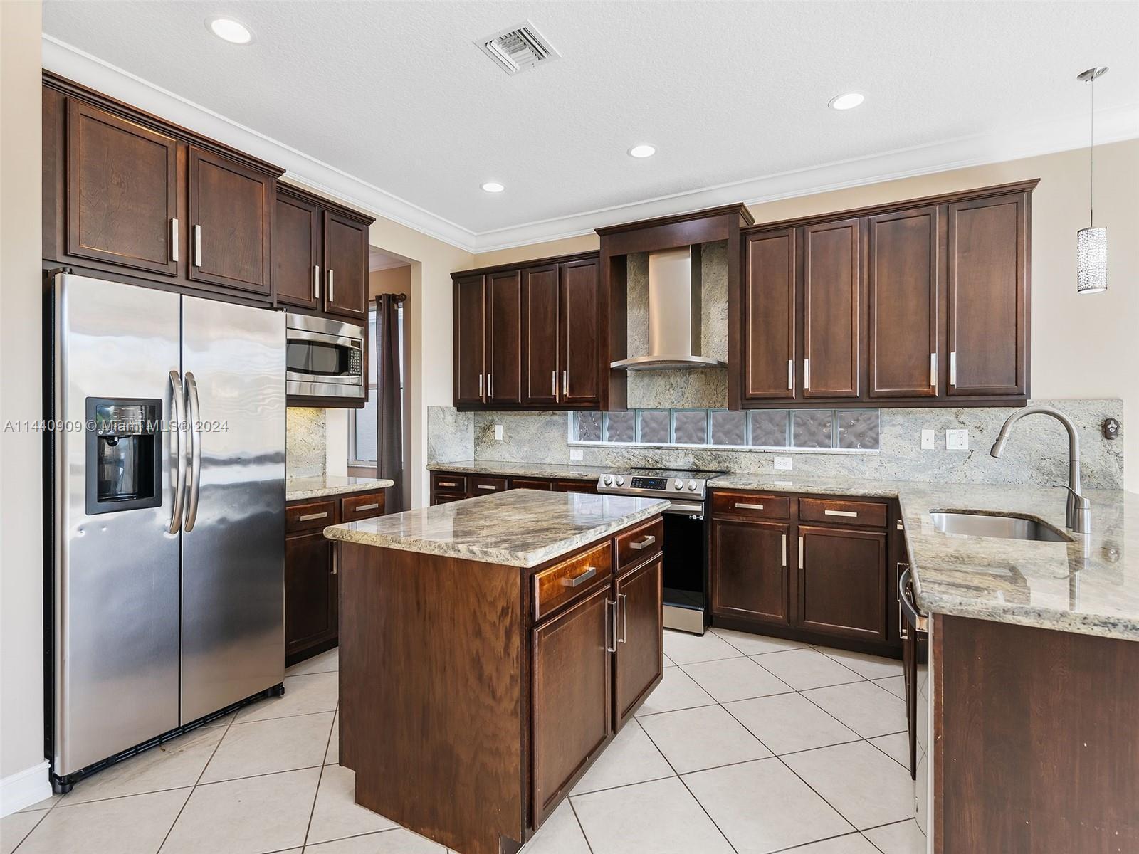 8256 Savara Streams Lane