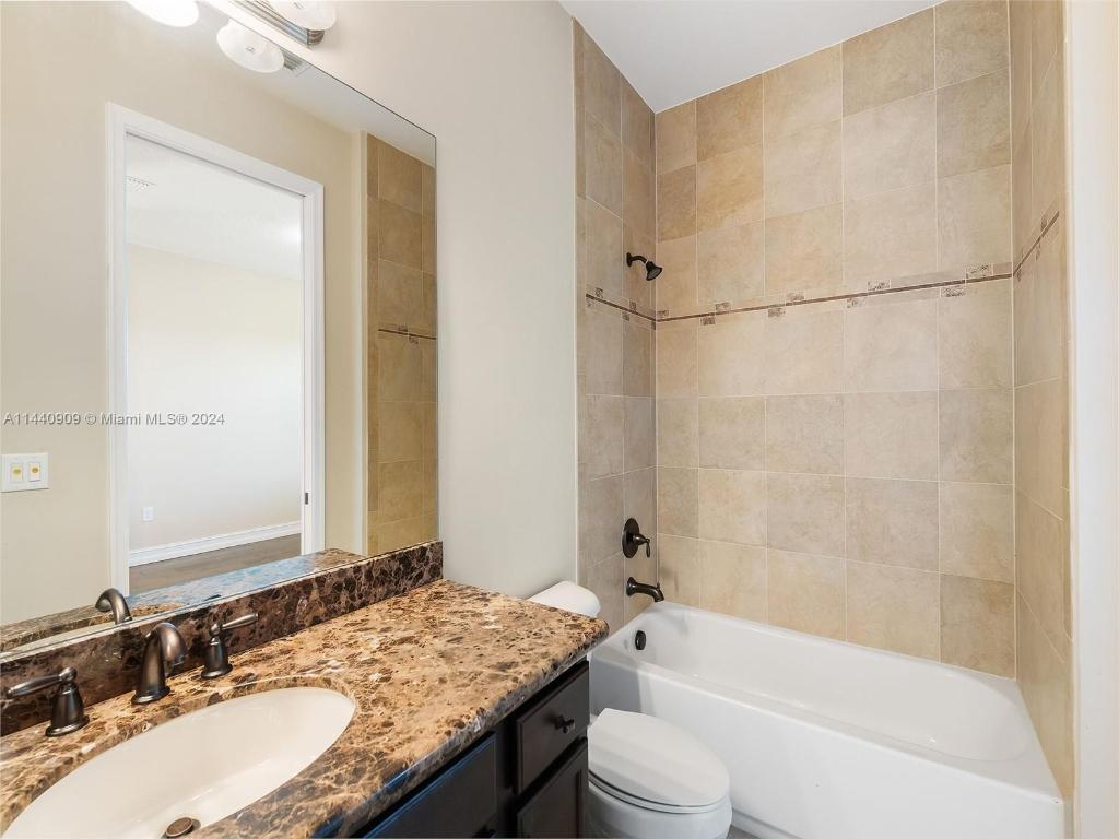 8256 Savara Streams Lane