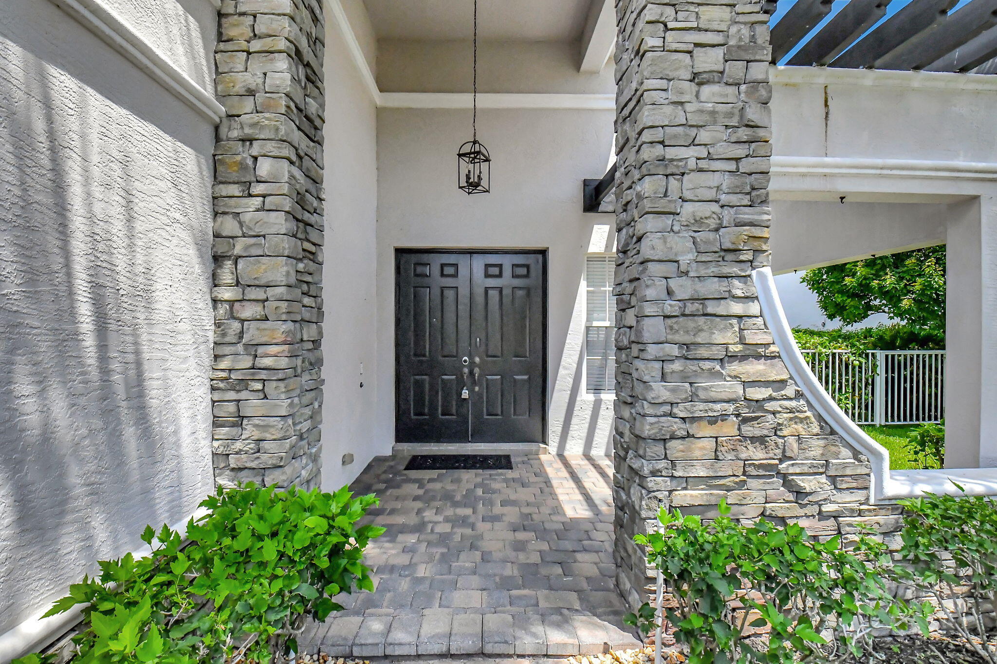 10133 Cobblestone Creek Drive