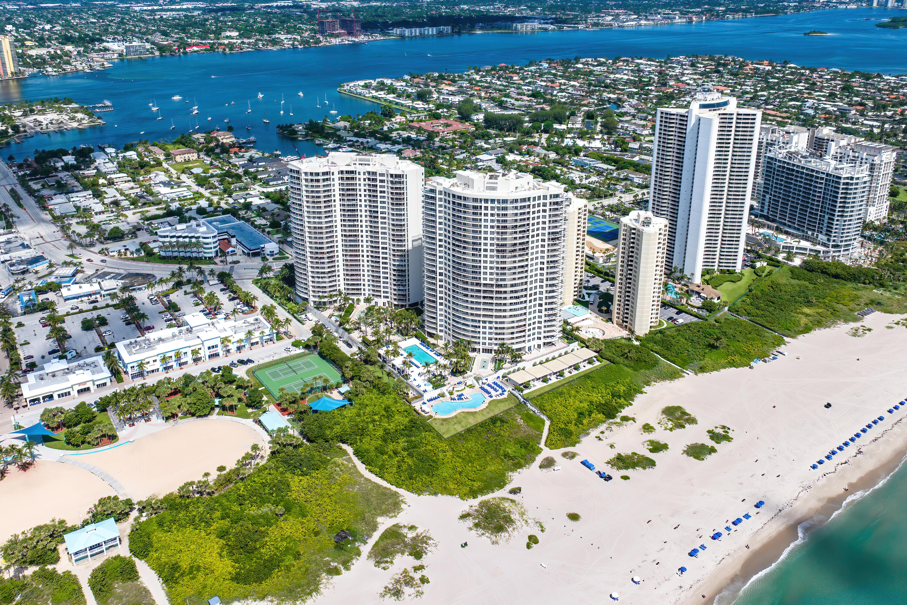 2700 N Ocean Drive 1901a