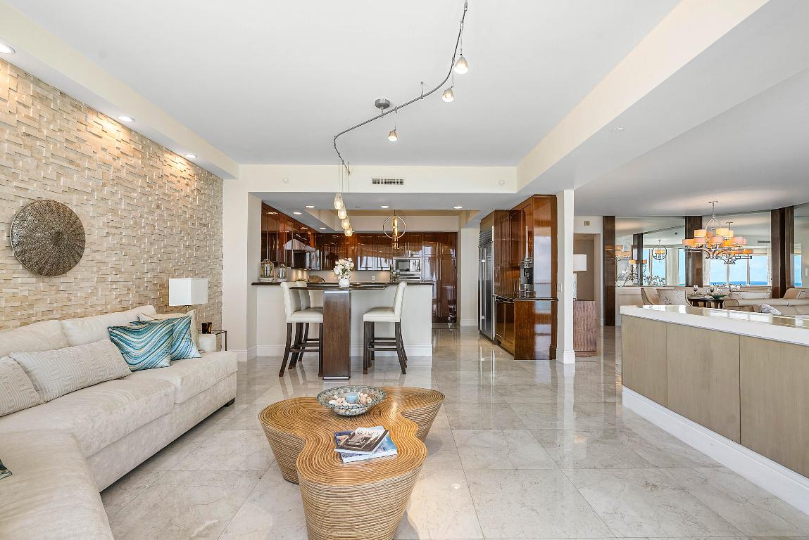 2700 N Ocean Drive 1901a