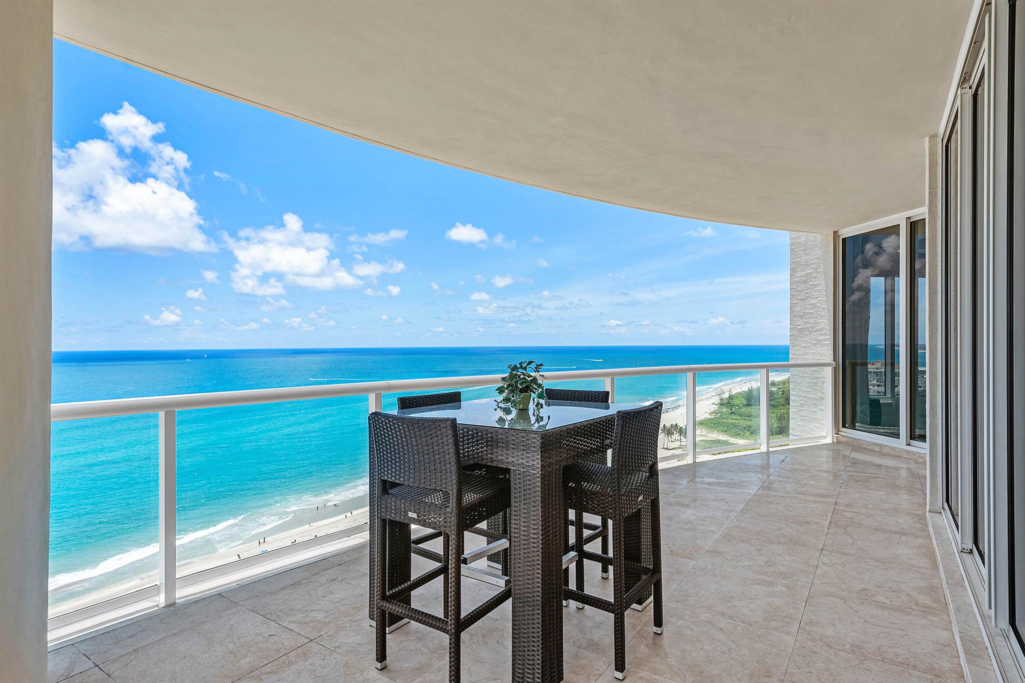 2700 N Ocean Drive 1901a