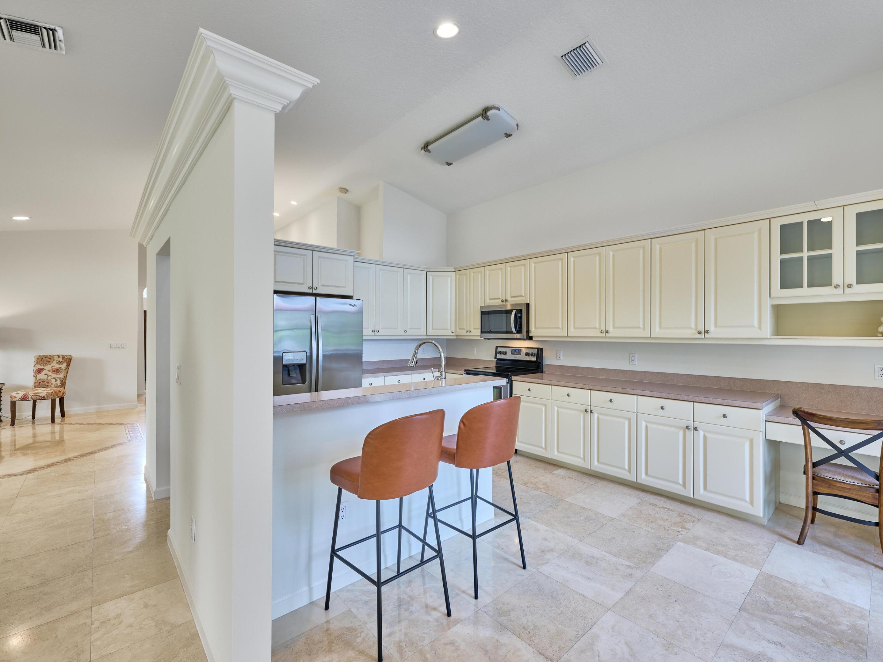 7576 Rockport Circle