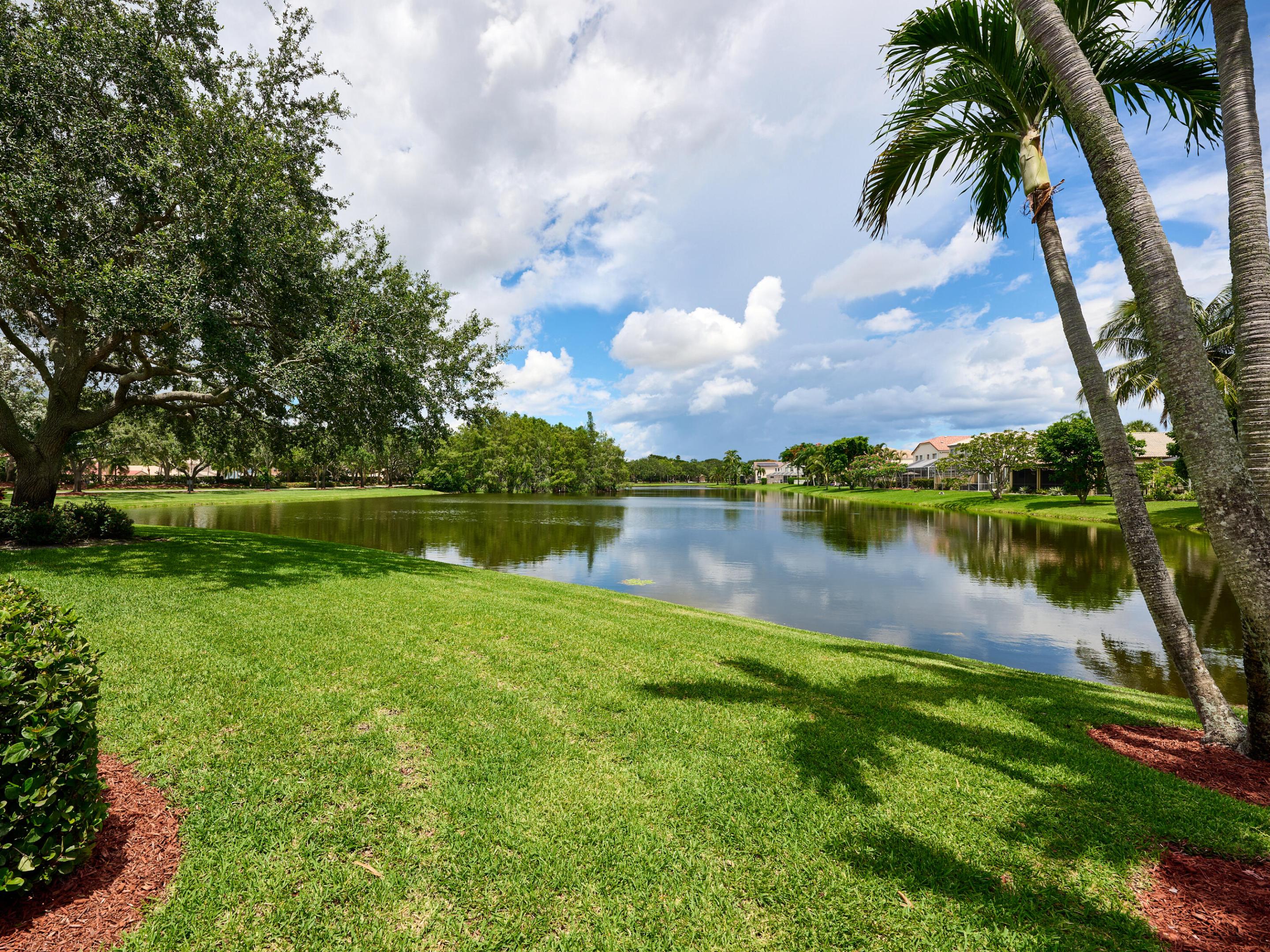 7576 Rockport Circle