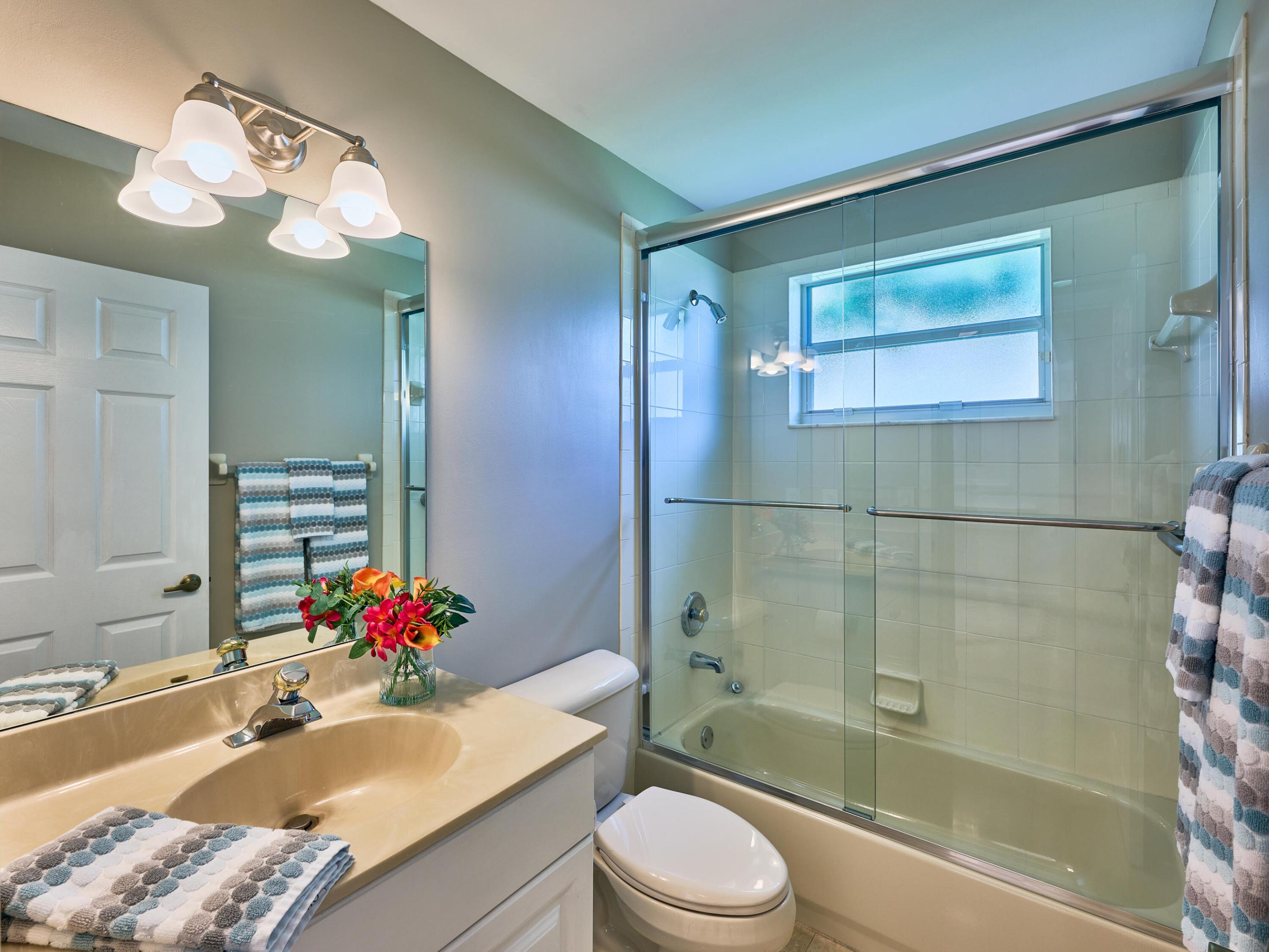 7576 Rockport Circle