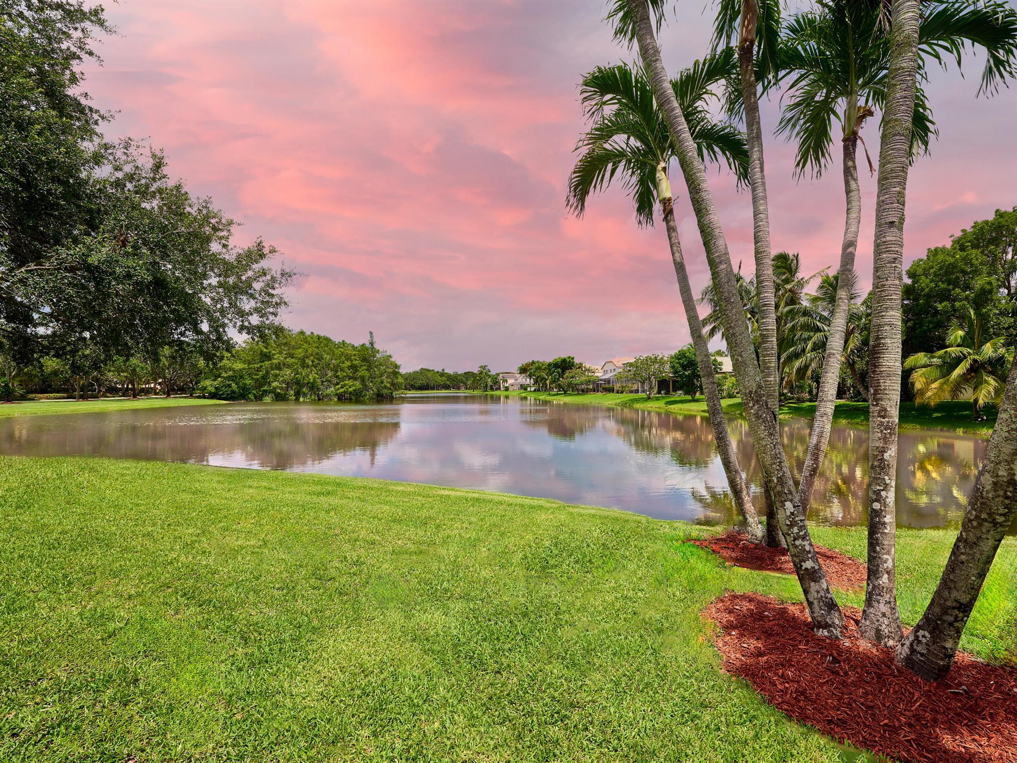 7576 Rockport Circle