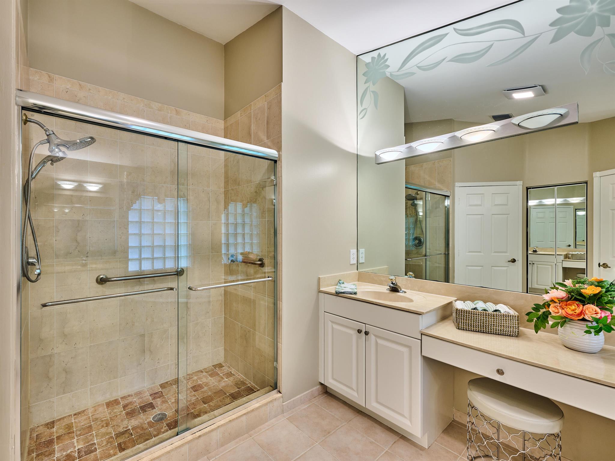 7576 Rockport Circle