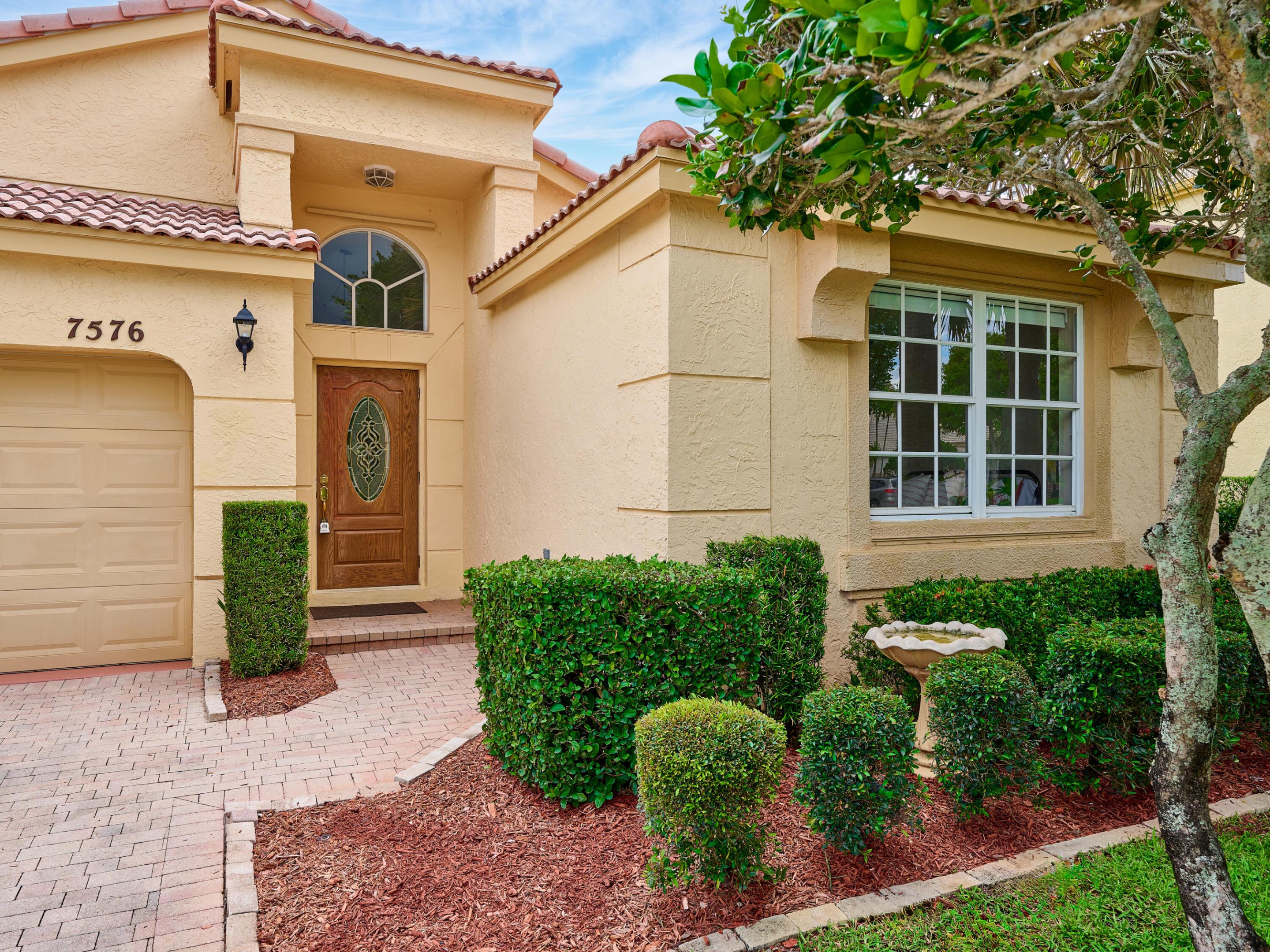 7576 Rockport Circle