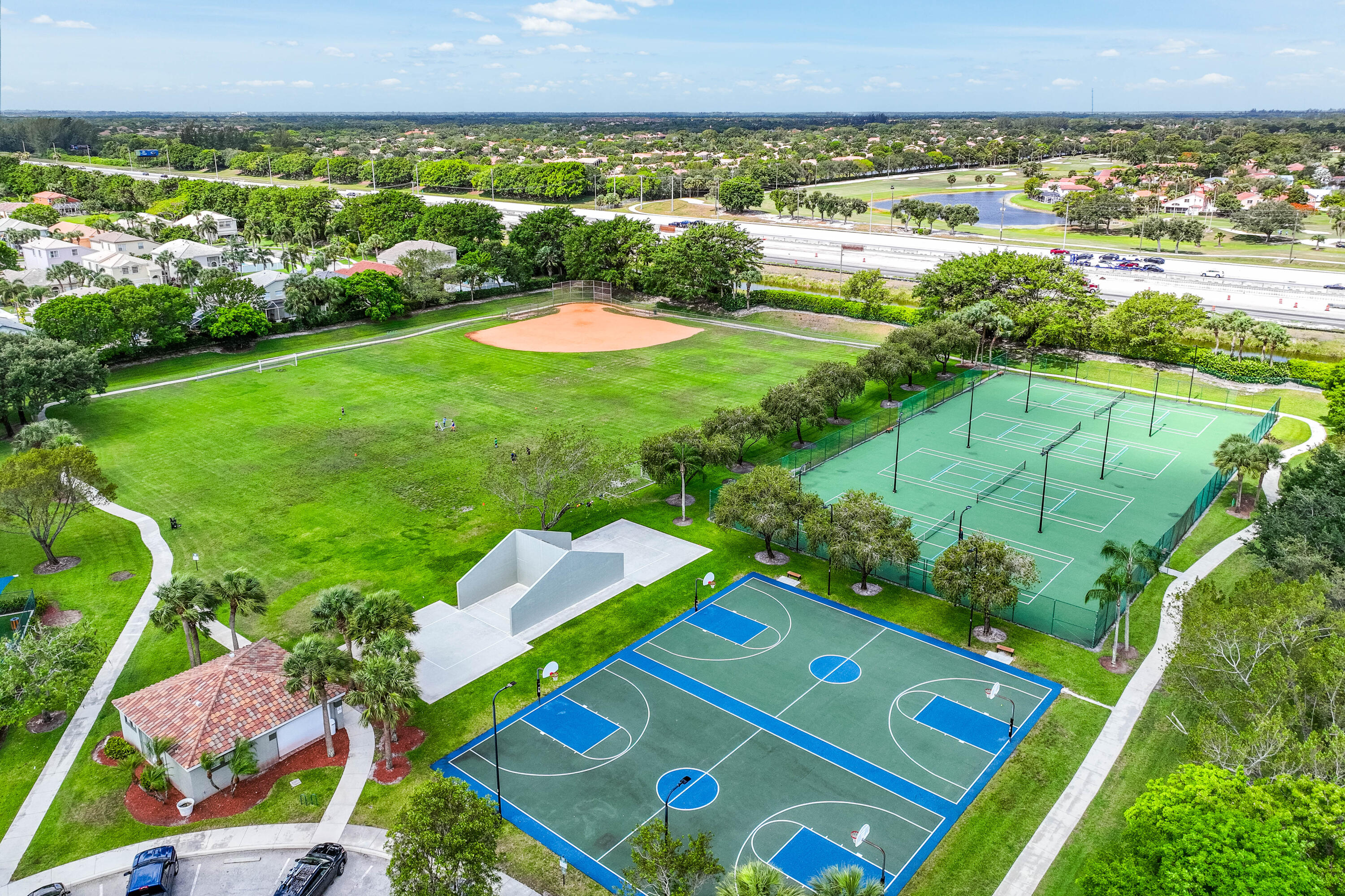 7576 Rockport Circle