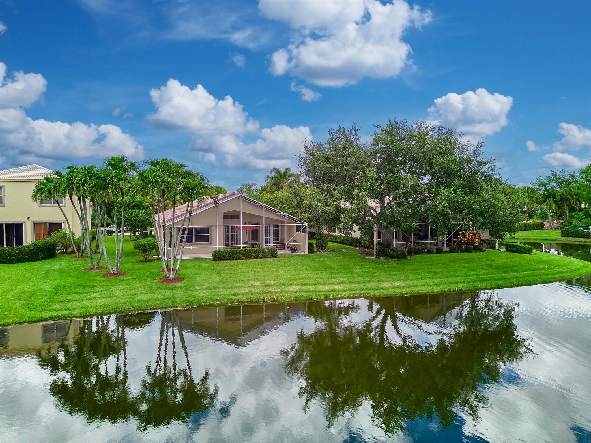 7576 Rockport Circle