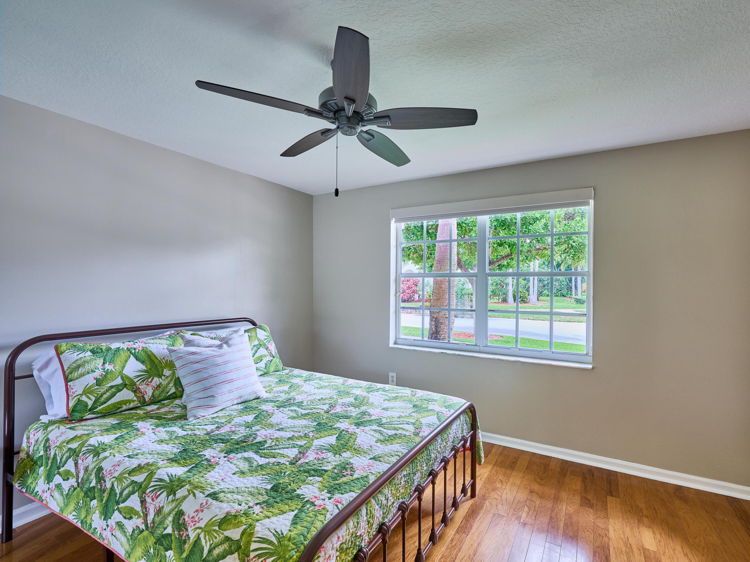 7576 Rockport Circle