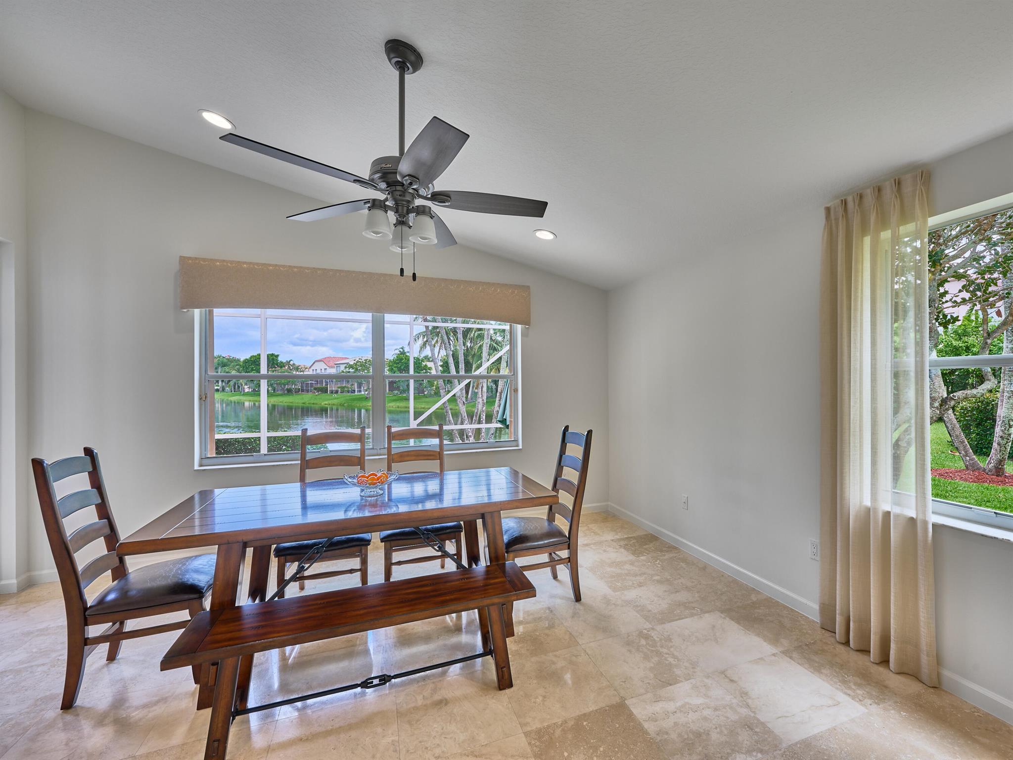 7576 Rockport Circle