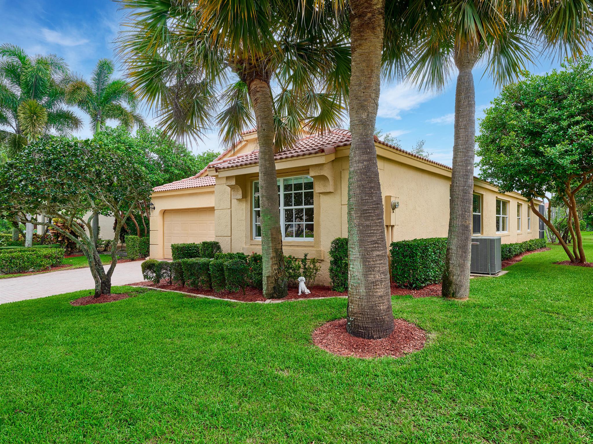 7576 Rockport Circle