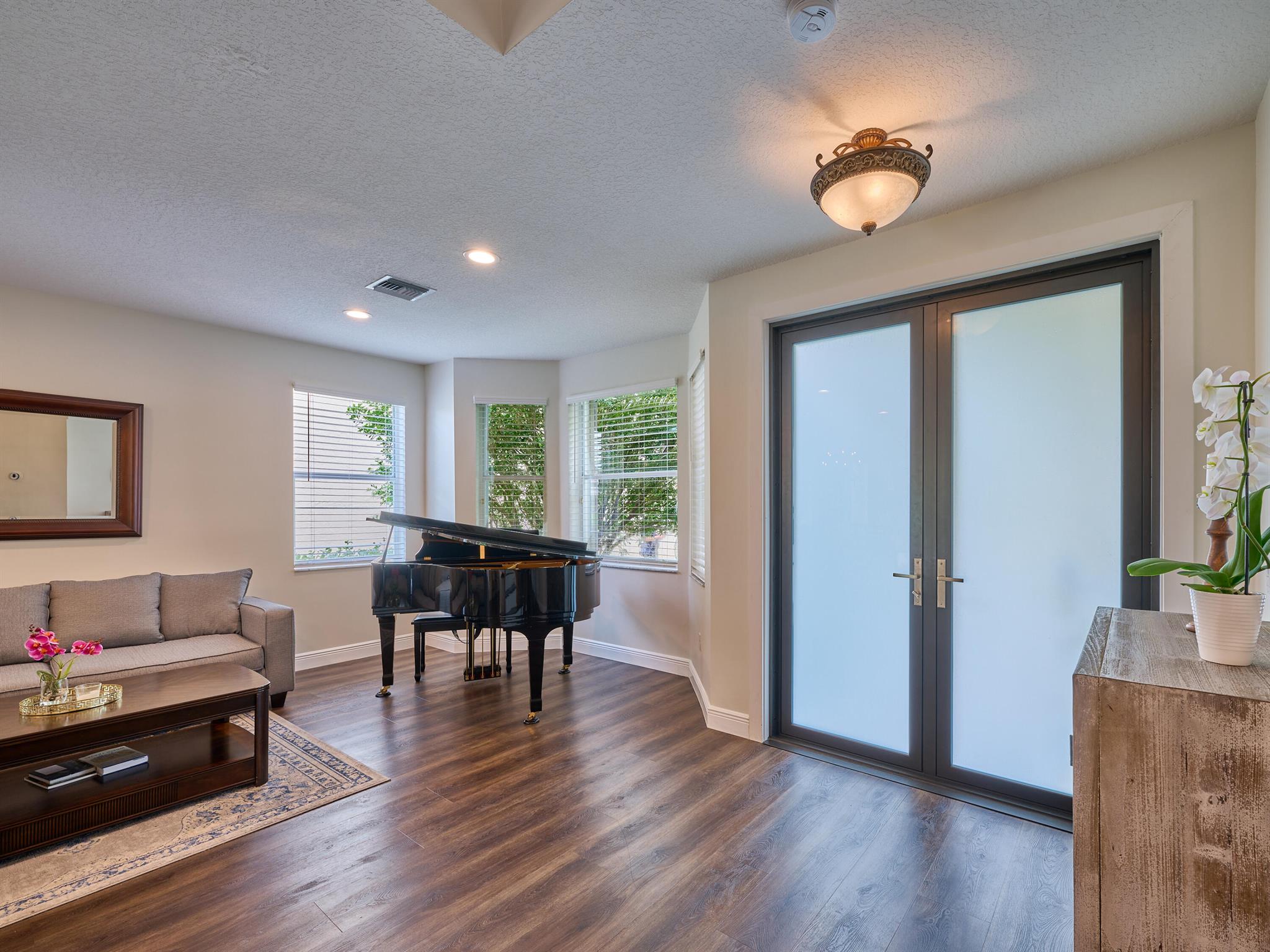 6316 Prestwick Court