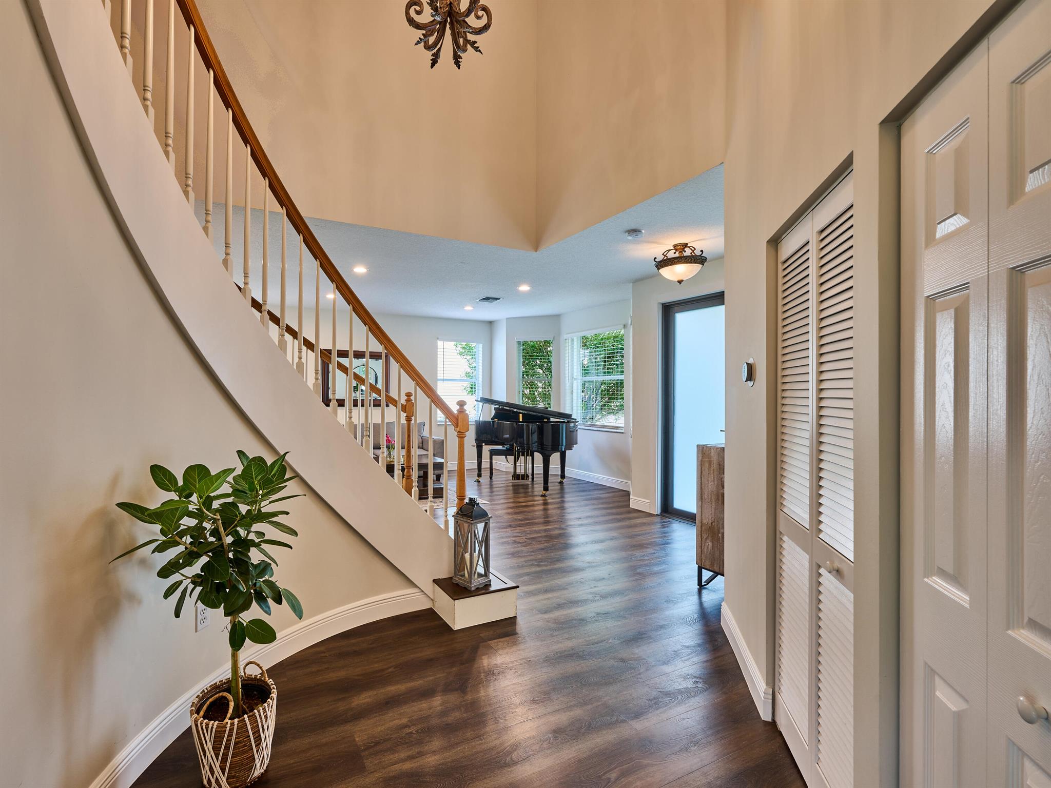 6316 Prestwick Court