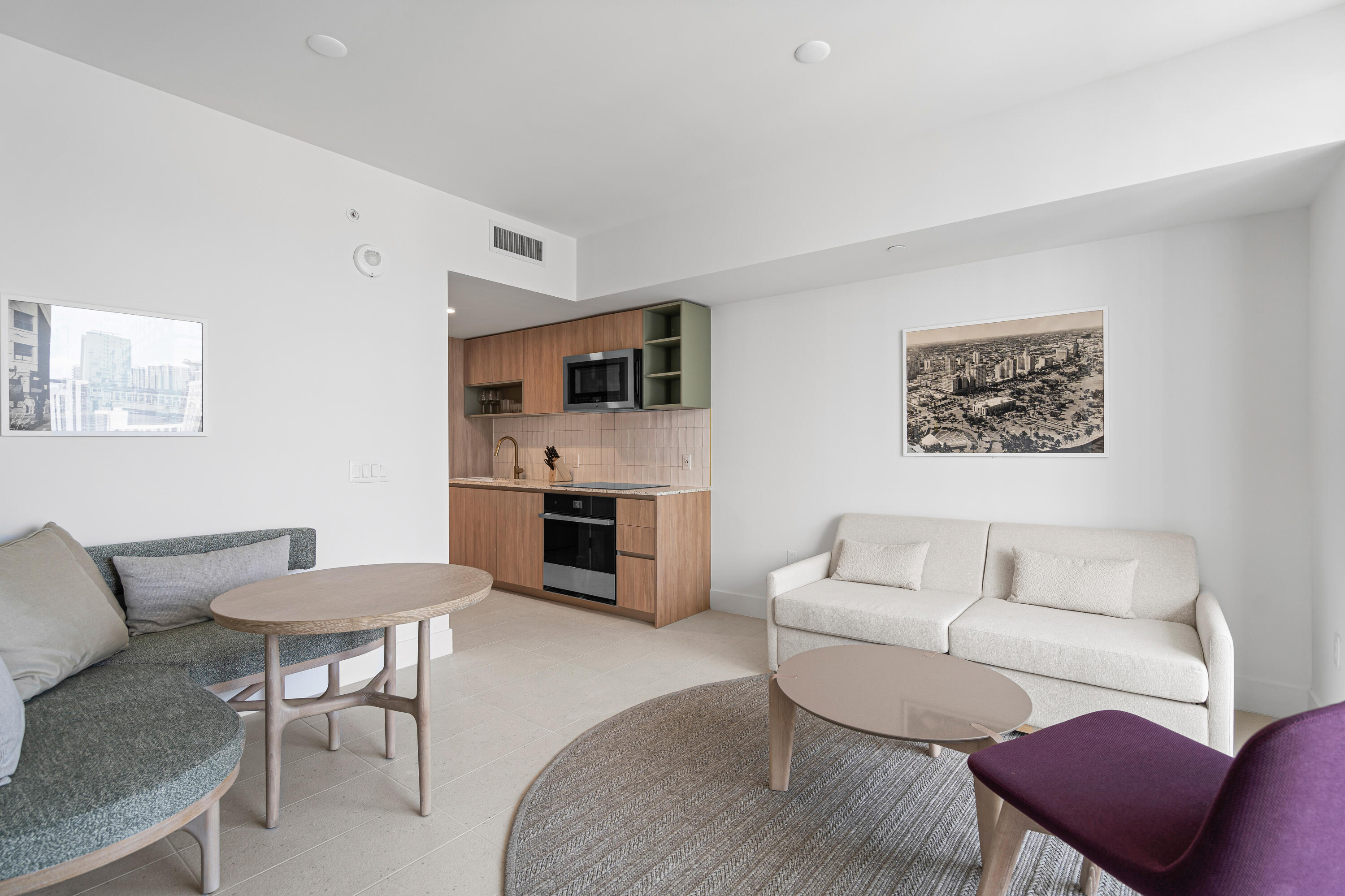 601 NE 1st Avenue 2707