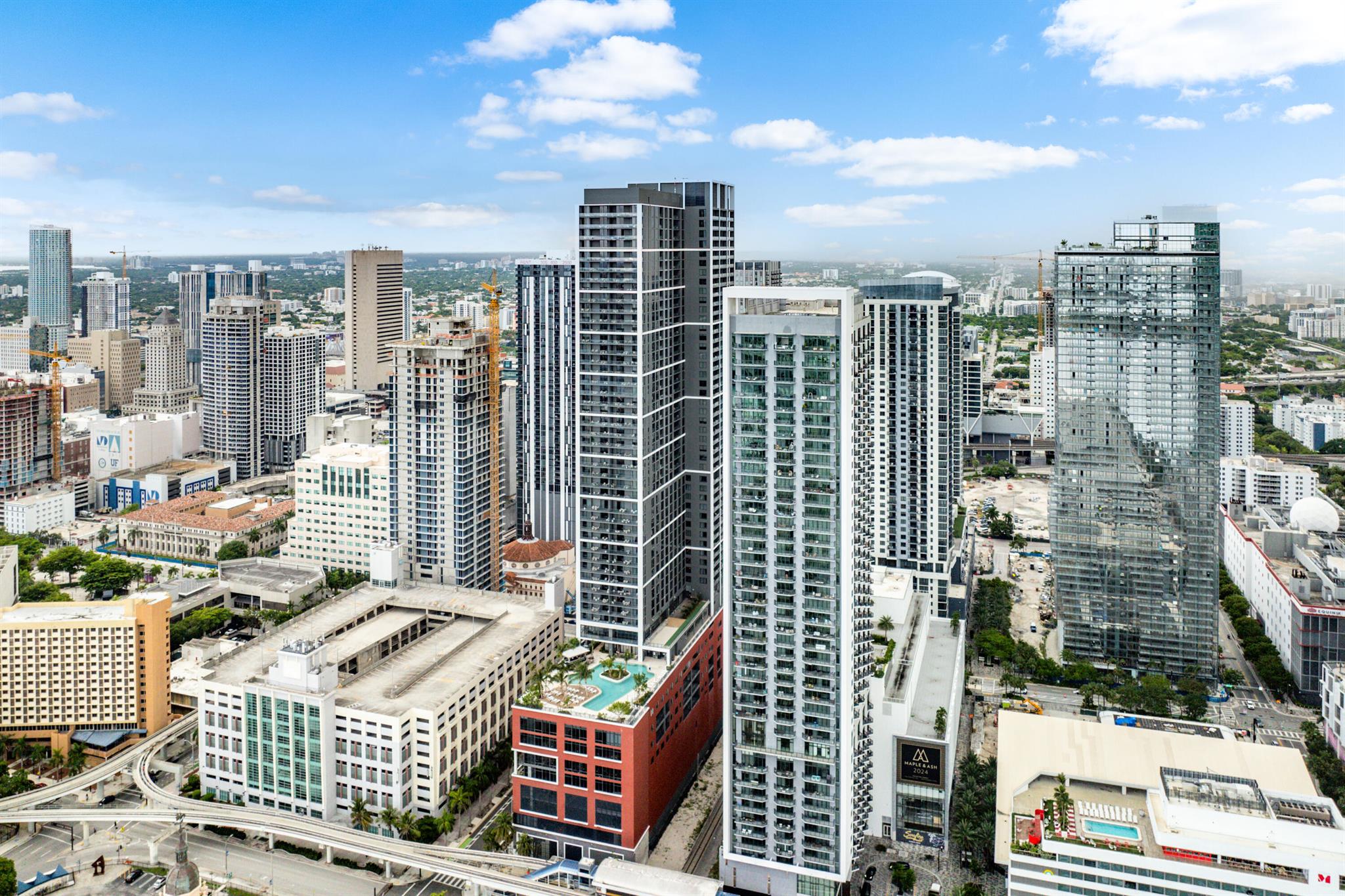 601 NE 1st Avenue 2707