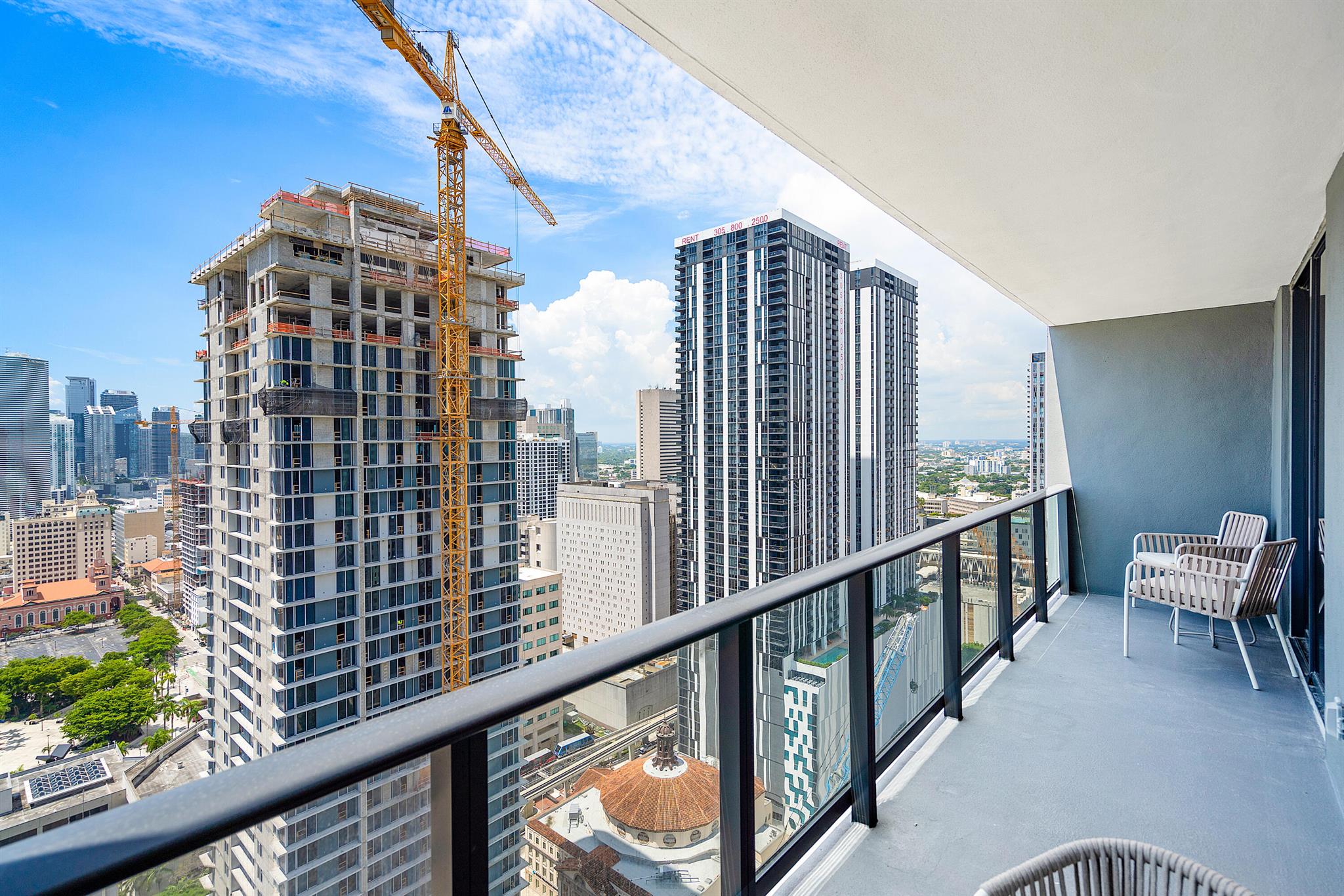 601 NE 1st Avenue 2707