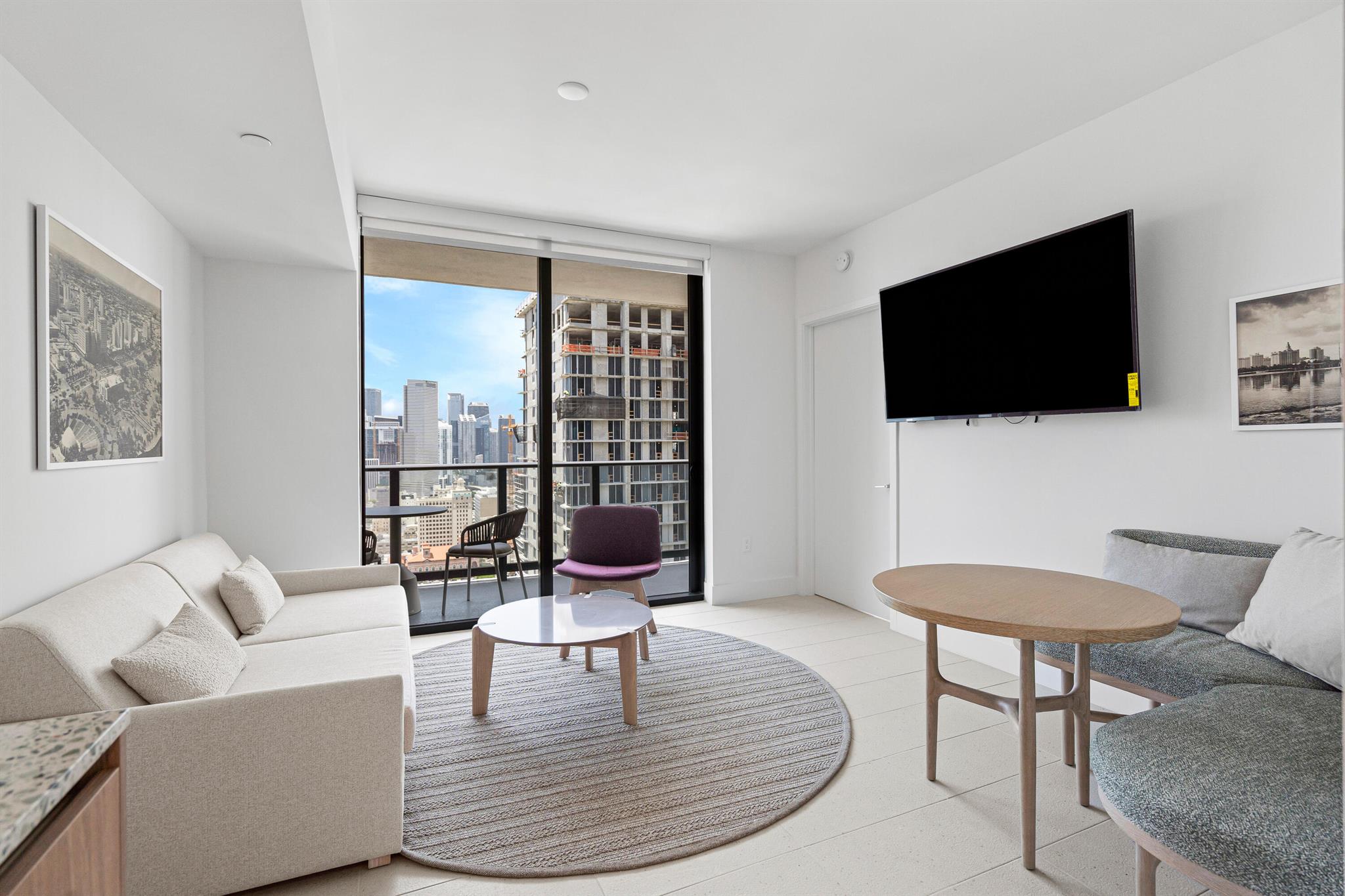 601 NE 1st Avenue 2707
