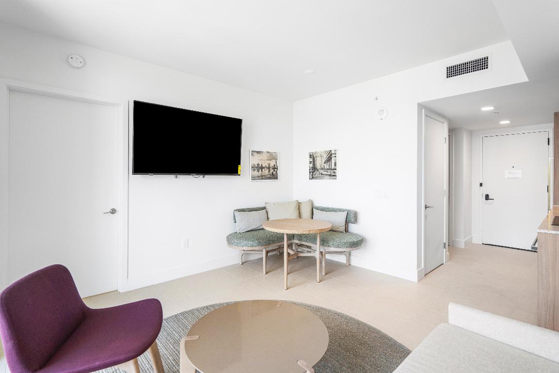 601 NE 1st Avenue 2809