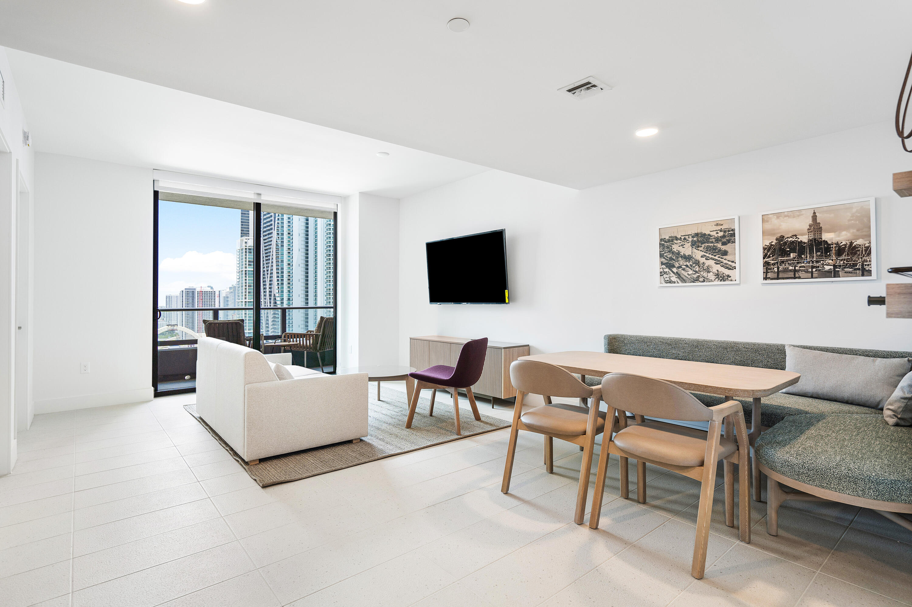 601 NE 1st Avenue 2809