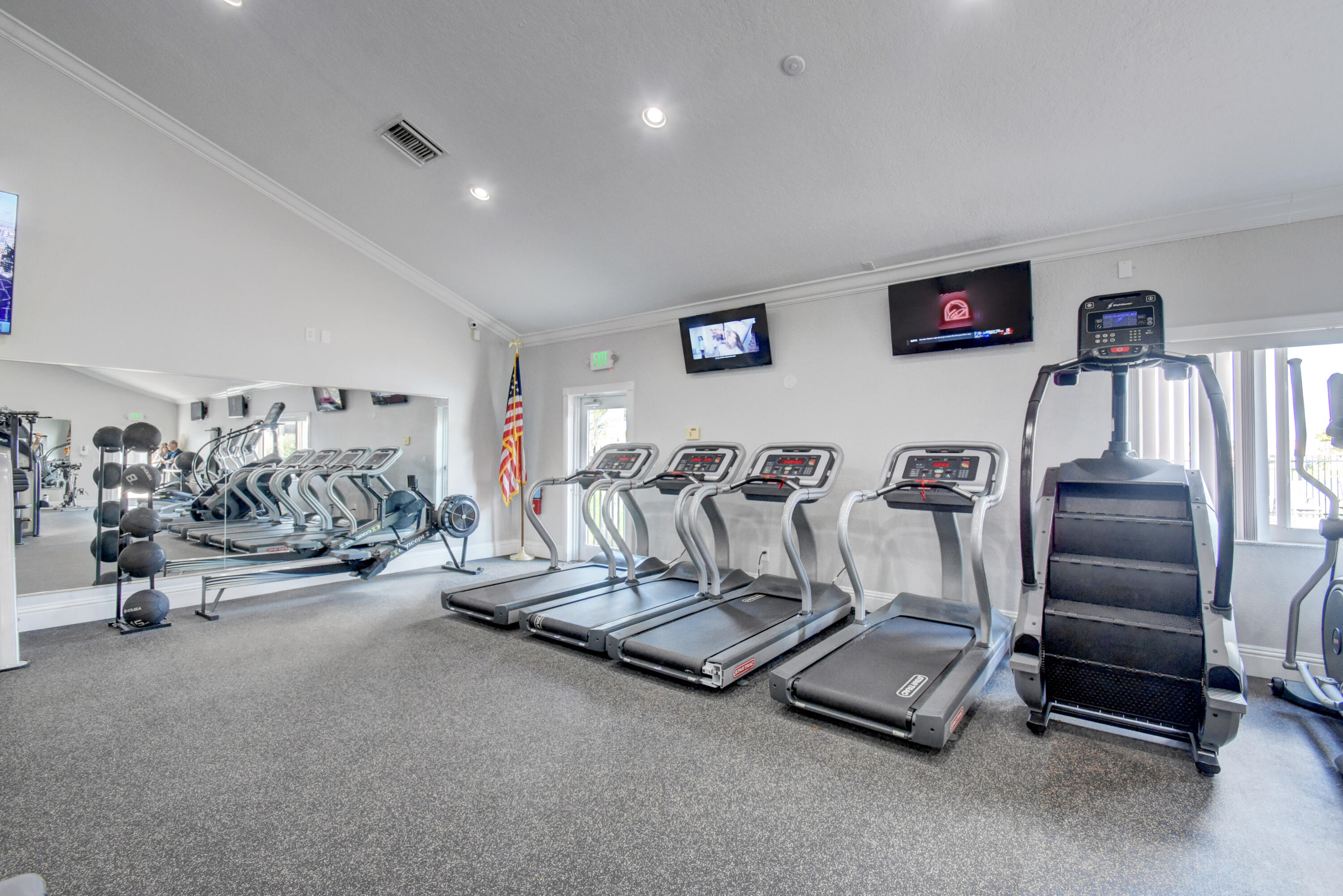 10934 Crescendo Circle