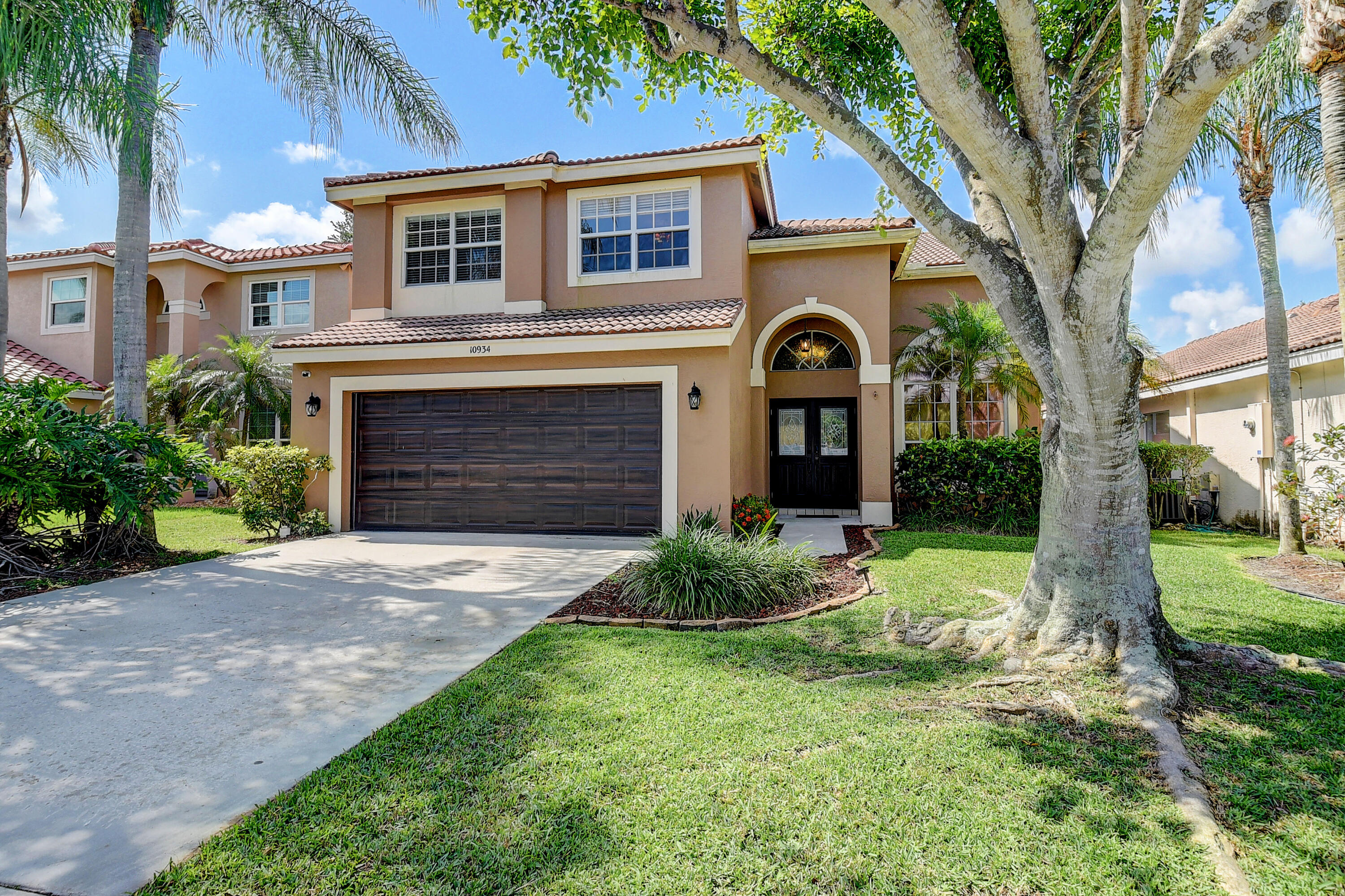 10934 Crescendo Circle