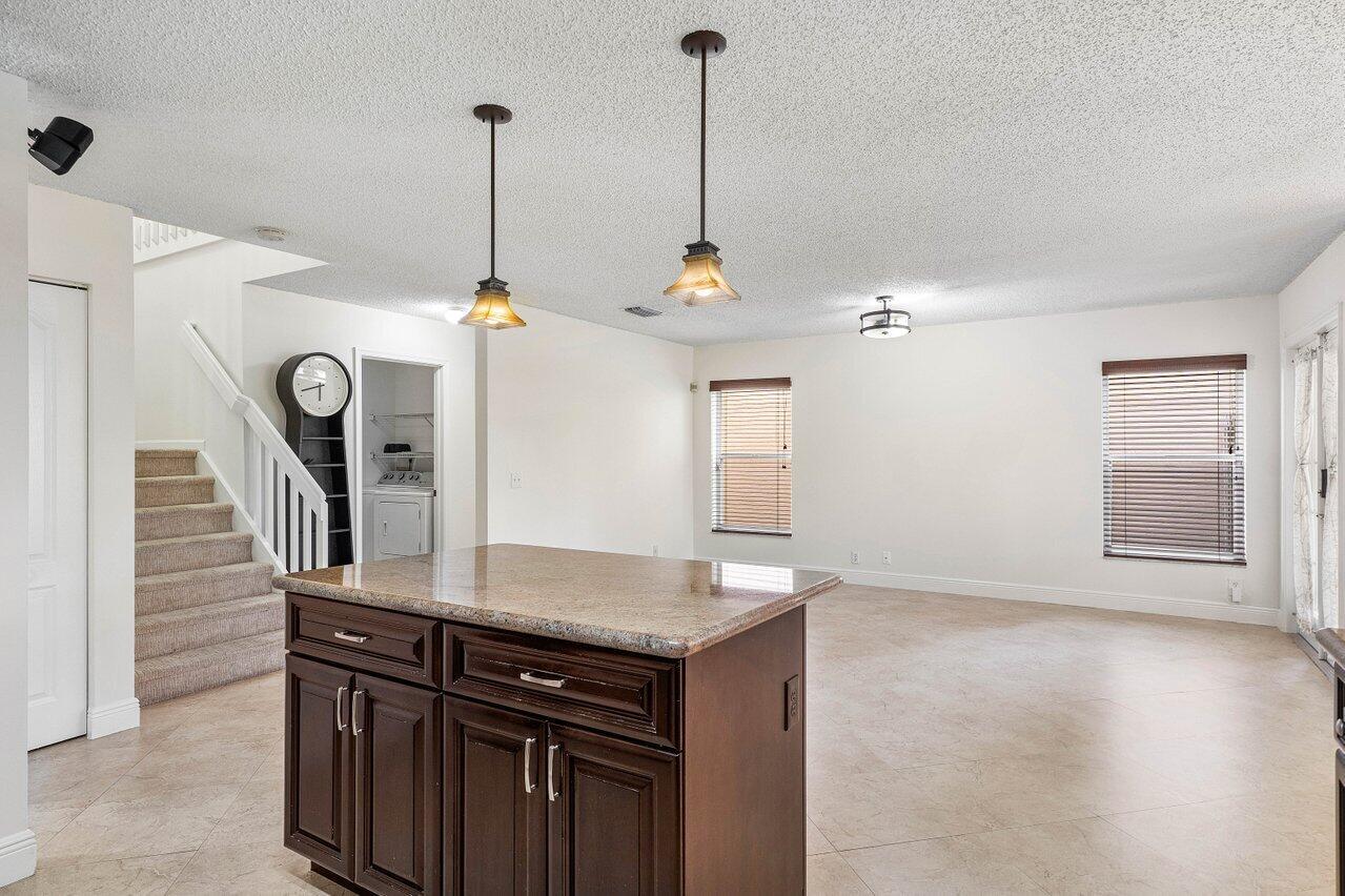 10934 Crescendo Circle