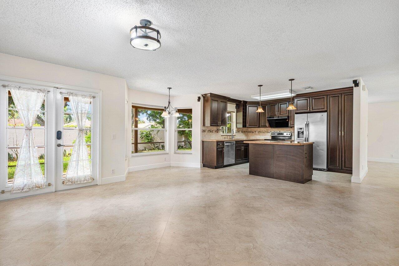 10934 Crescendo Circle