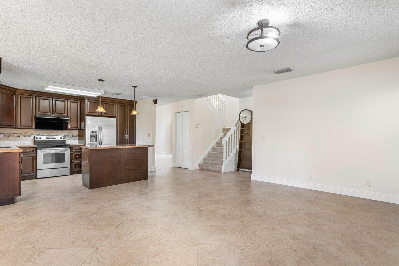 10934 Crescendo Circle