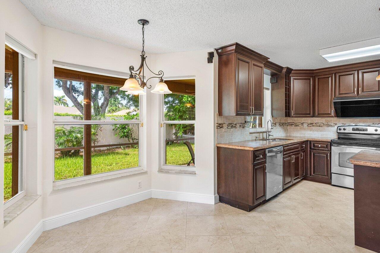 10934 Crescendo Circle