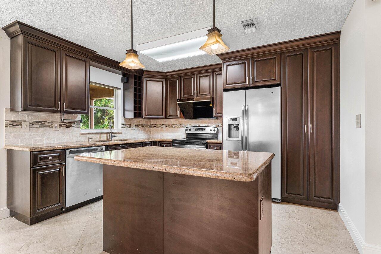 10934 Crescendo Circle