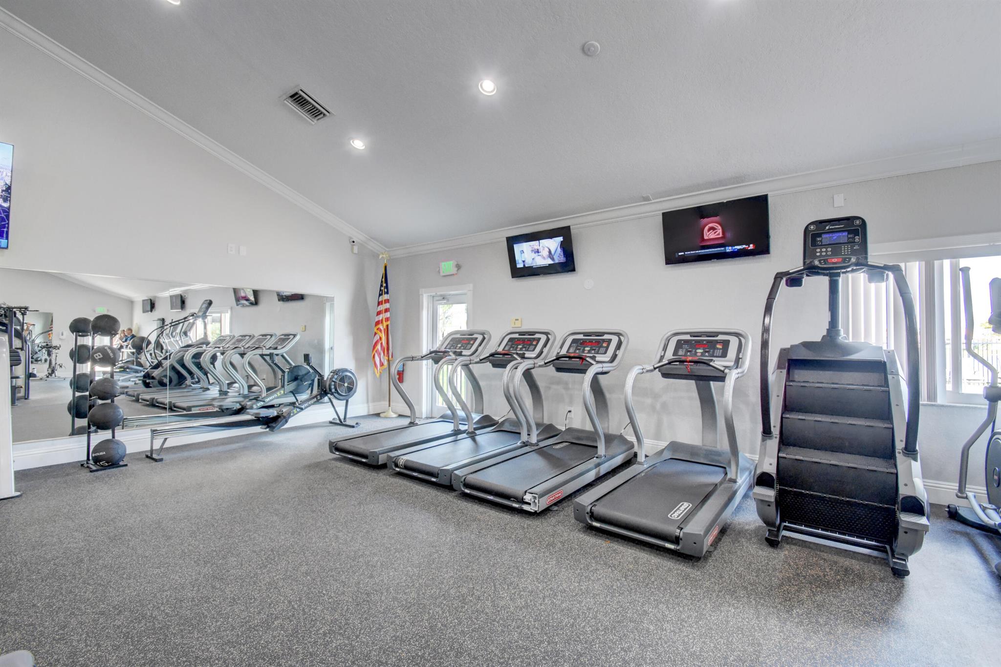 10934 Crescendo Circle