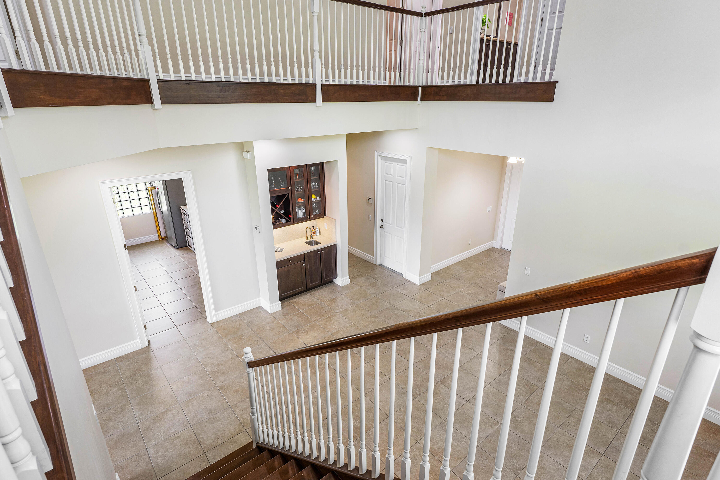 16849 Bridge Crossing Circle